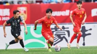 双方教练都