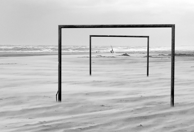 德國隊官宣歐足聯停止對諾伊爾彩虹袖標的調查.